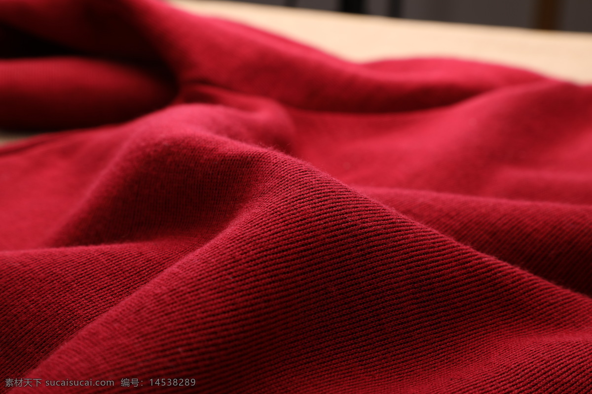 面料材质图片 红色 针织 编织 细节 材质 特写 面料 折褶 背景 衣服 生活百科 生活素材