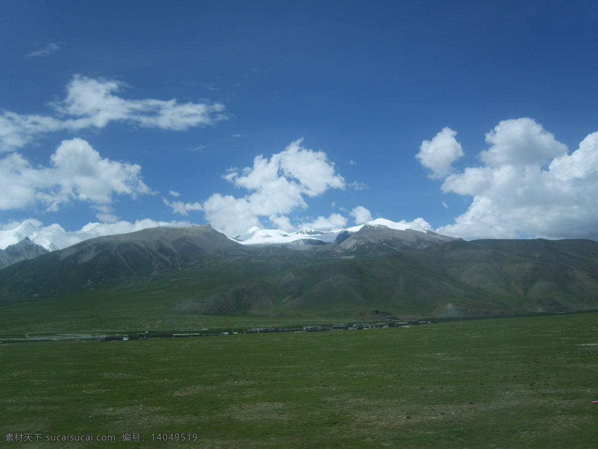 西藏雪山 西藏 青藏高原 青藏铁路 青藏线 雪山 草原 蓝天 白云 旅游 国内旅游 旅游摄影