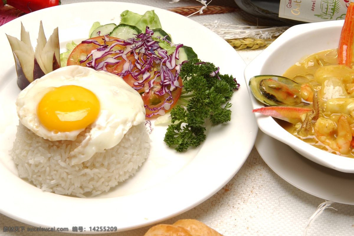 煎蛋饭 鸡蛋 荷包蛋饭 美食 中餐 餐饮 传统美食 餐饮美食 菜图 餐饮摄影 酒店佳肴