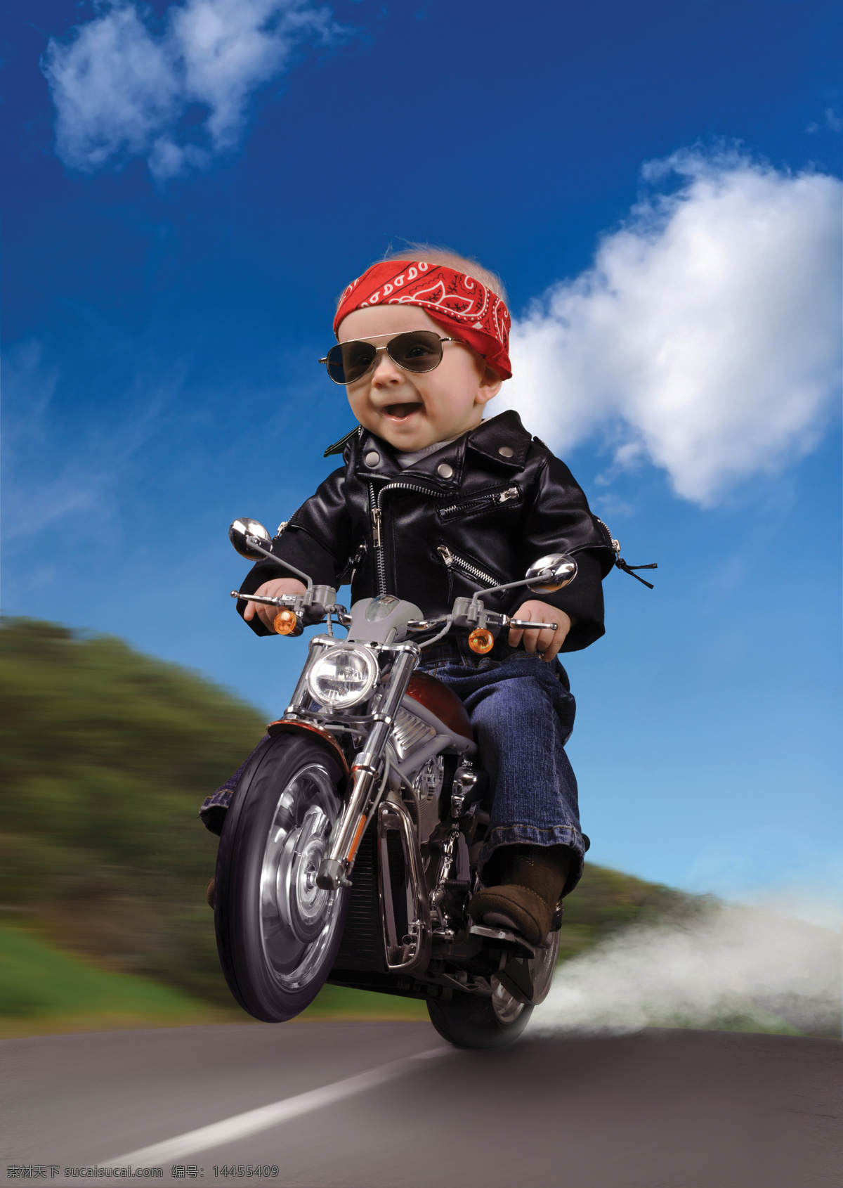 骑 摩托 可爱 儿童 骑车 车手 骑摩托 豪华摩托 可爱儿童 生活人物 人物图片
