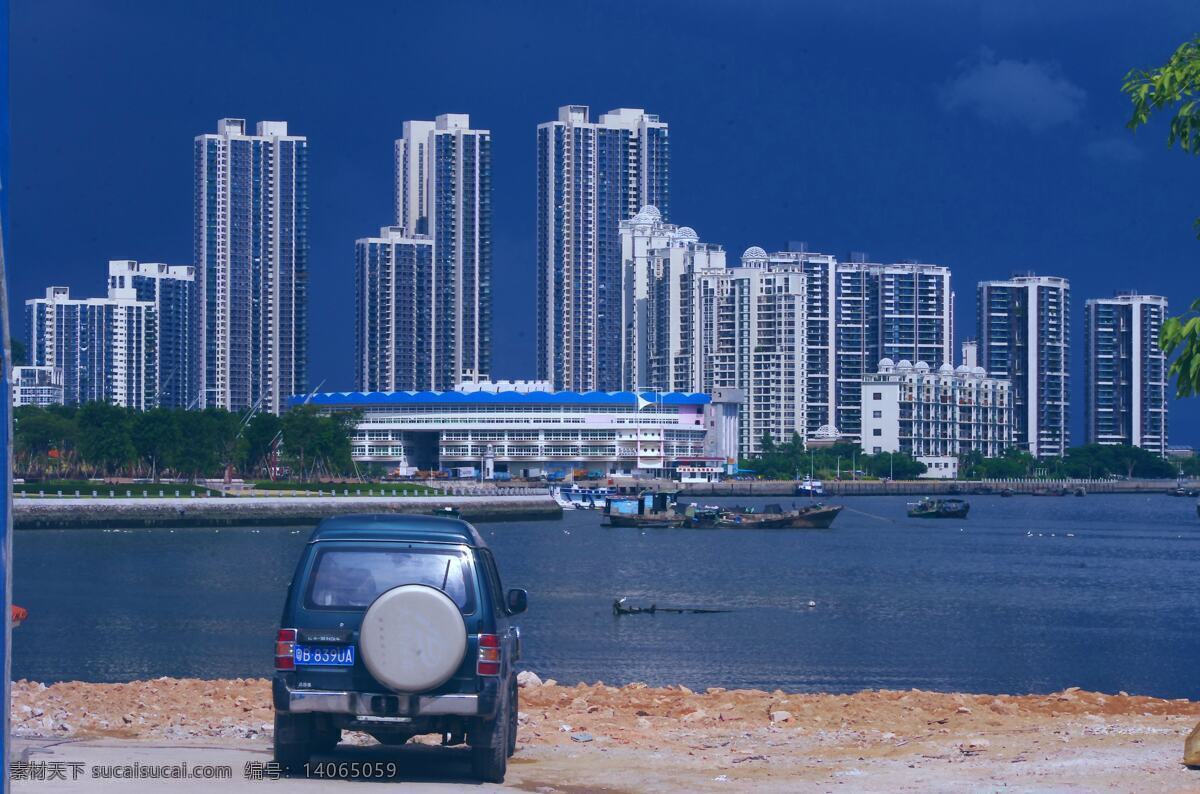 大海 工地 海水 建筑 建筑景观 景观 楼房 大海景观 深圳蛇口 深圳 蛇口 树木 天空 乌云 自然景观 风景 生活 旅游餐饮